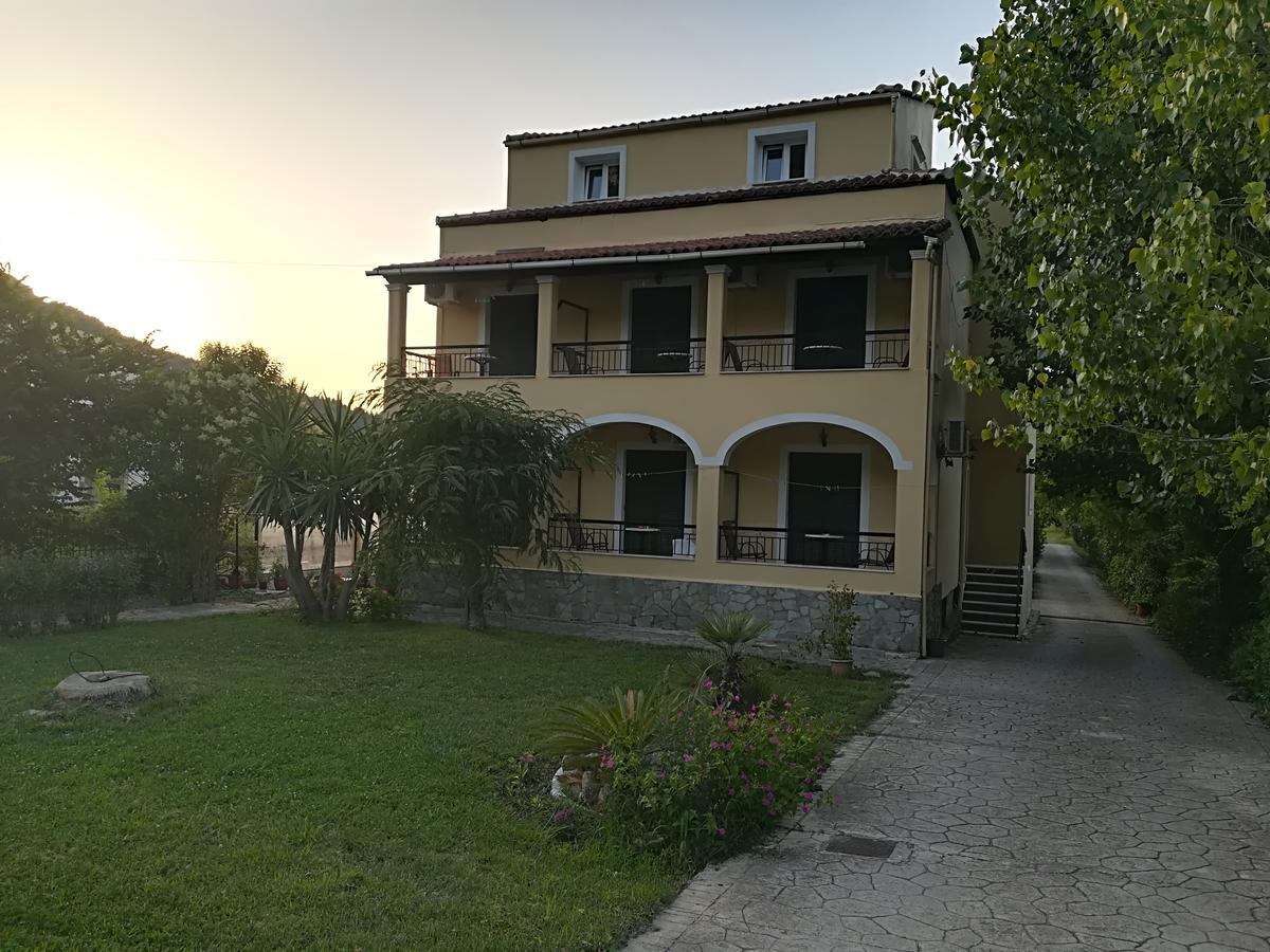ארמונס Villa Litsa מראה חיצוני תמונה