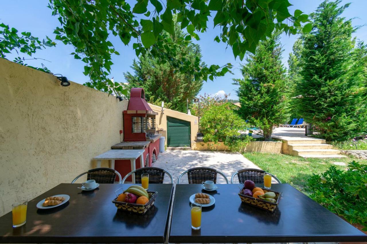 ארמונס Villa Litsa מראה חיצוני תמונה