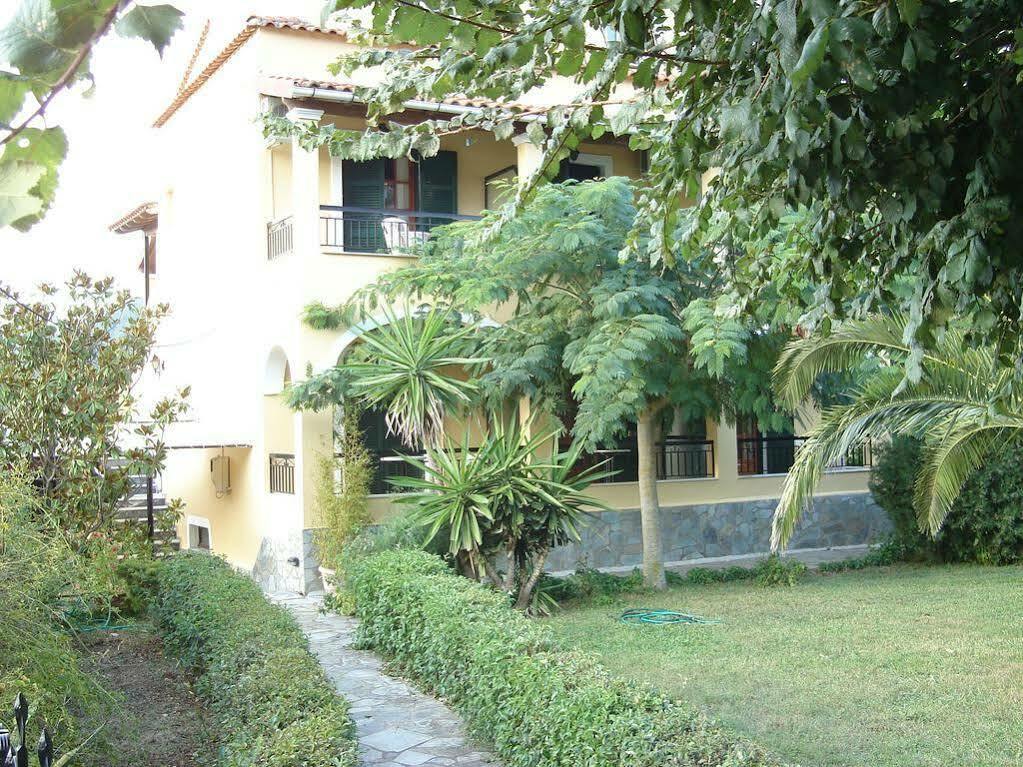 ארמונס Villa Litsa מראה חיצוני תמונה